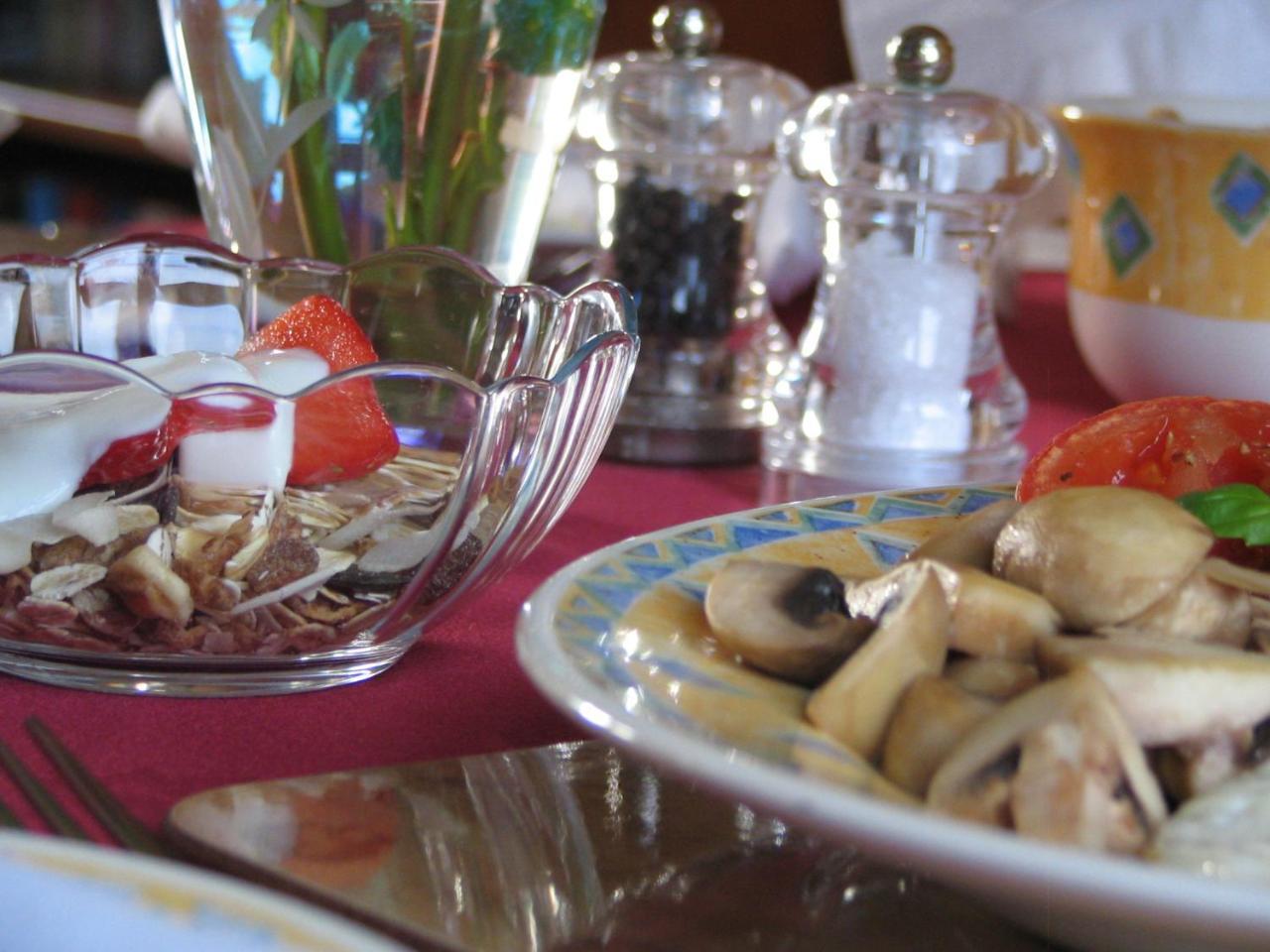 Sea Breeze Bed & Breakfast เซนต์ไอฟส์ ภายนอก รูปภาพ